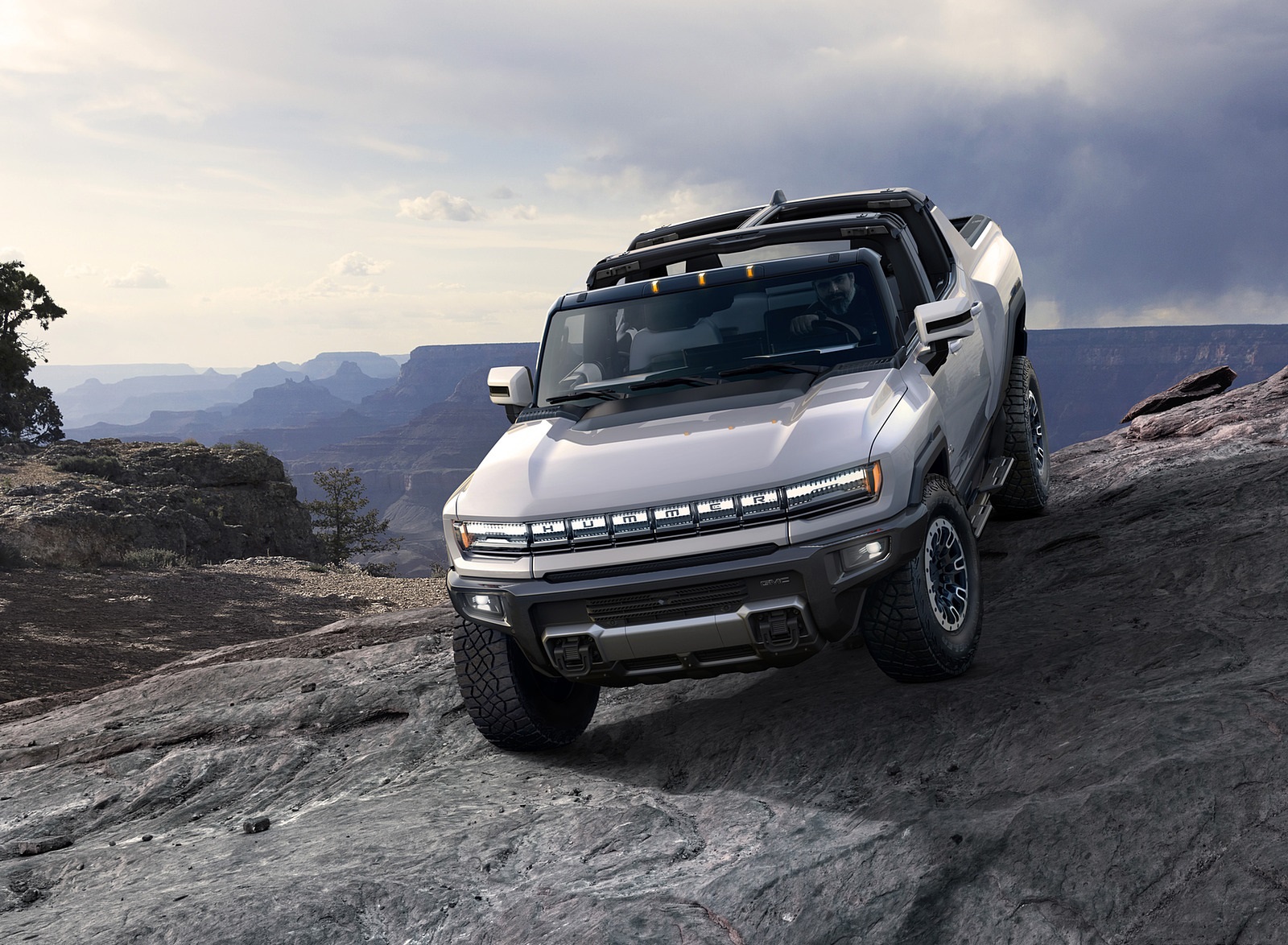 2022 GMC HUMMER EV Edition 1 Front Wallpapers (1)