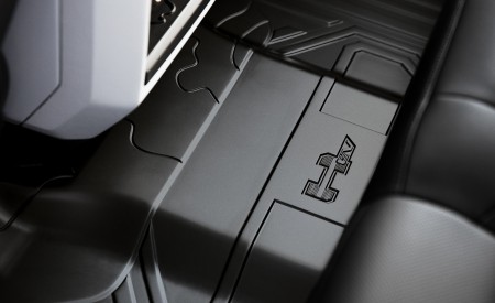 2022 GMC HUMMER EV Edition 1 Interior Detail Wallpapers 450x275 (45)