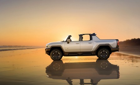 2022 GMC HUMMER EV Edition 1 Side Wallpapers 450x275 (13)