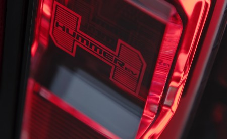 2022 GMC HUMMER EV Edition 1 Tail Light Wallpapers 450x275 (30)