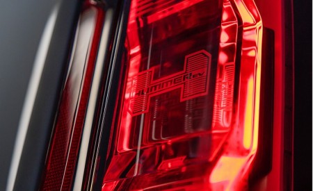 2022 GMC HUMMER EV Edition 1 Tail Light Wallpapers 450x275 (29)