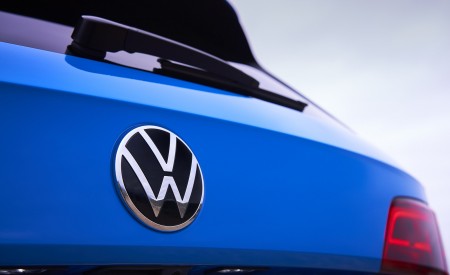 2022 Volkswagen Taos Badge Wallpapers 450x275 (43)