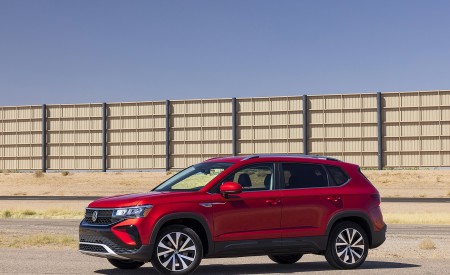 2022 Volkswagen Taos Front Three-Quarter Wallpapers 450x275 (13)