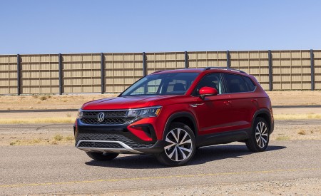 2022 Volkswagen Taos Front Three-Quarter Wallpapers 450x275 (14)