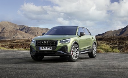 2021 Audi SQ2 (Color: Apple Green Metallic) Front Three-Quarter Wallpapers 450x275 (4)