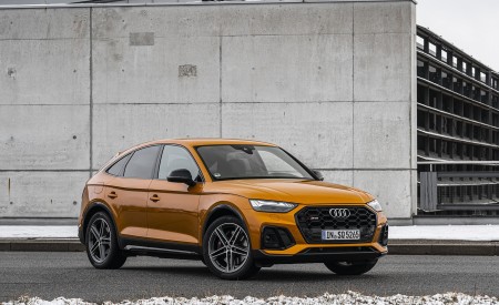 2021 Audi SQ5 Sportback TDI (Color: Dragon Orange) Front Three-Quarter Wallpapers  450x275 (9)