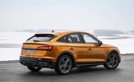 2021 Audi SQ5 Sportback TDI (Color: Dragon Orange) Rear Three-Quarter Wallpapers 450x275 (7)