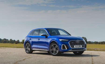 2021 Audi SQ5 TDI (UK-Spec) Front Three-Quarter Wallpapers 450x275 (26)