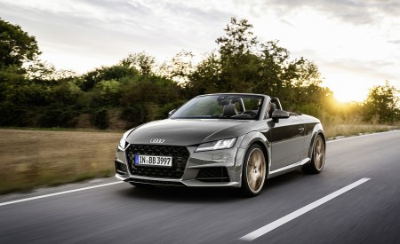 2021 Audi TT Roadster Bronze Selection (Color: Chronos Grey) Front Three-Quarter Wallpapers  450x275 (2)