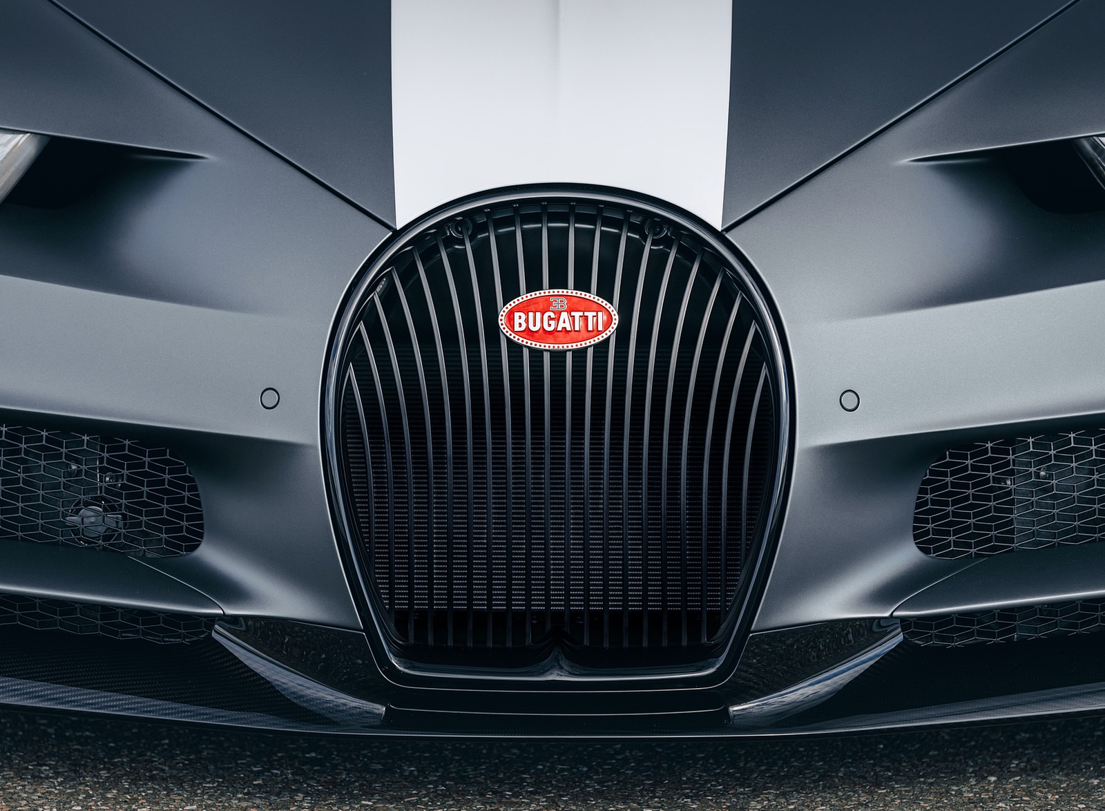 2021 Bugatti Chiron Sport Les Légendes du Ciel Grill Wallpapers (11)