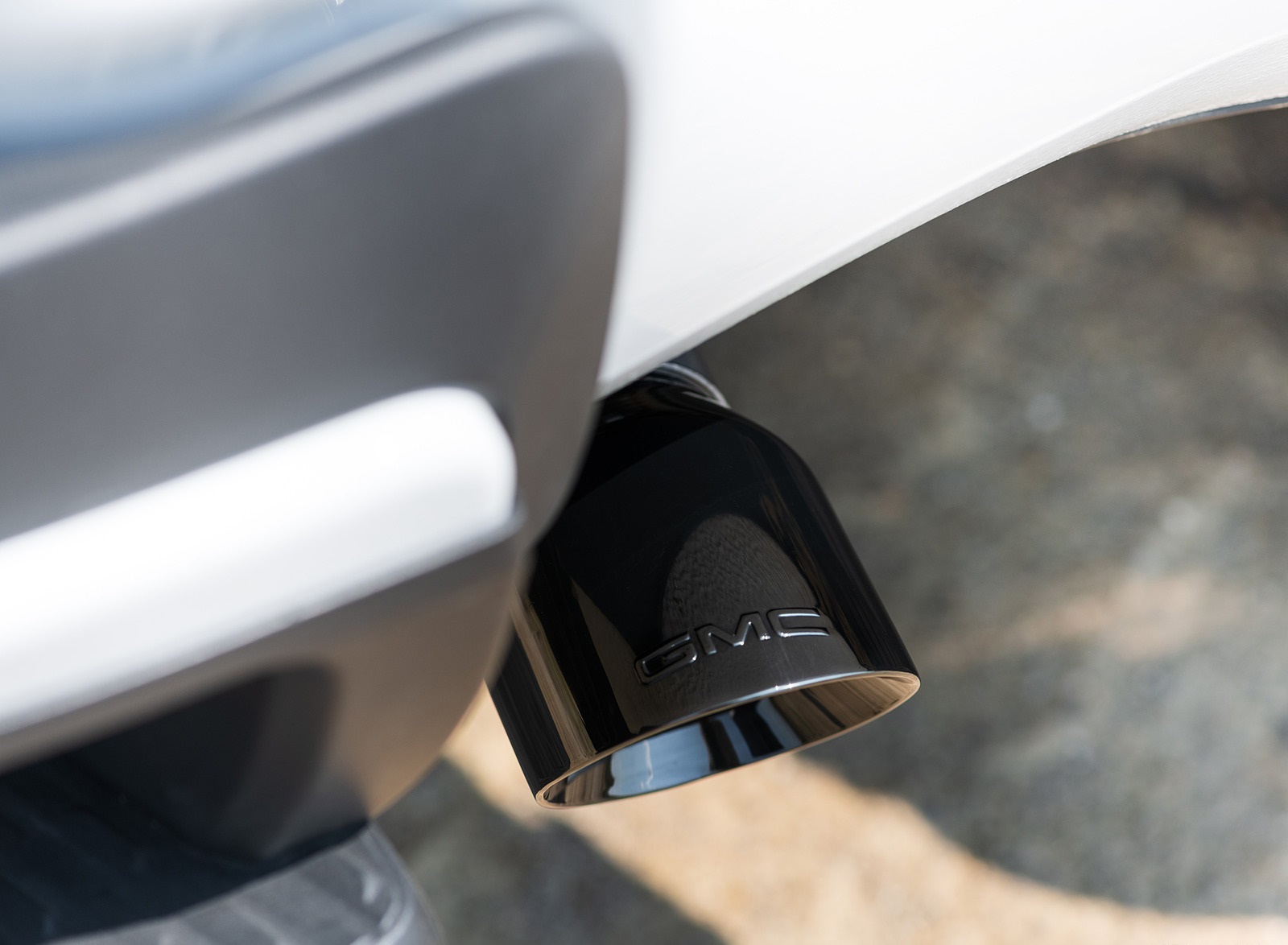 2021 GMC Canyon AT4 Off-Road Performance Edition Exhaust Wallpapers (14)