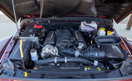 2021 Jeep Wrangler Rubicon 392 (Color: Snazzberry Metallic) Engine Wallpapers 450x275 (25)