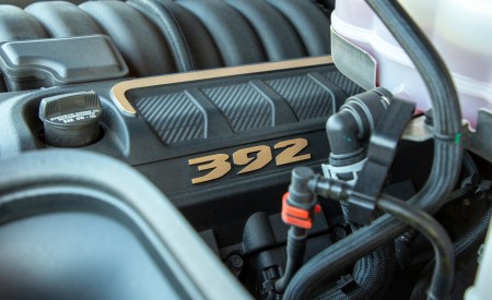 2021 Jeep Wrangler Rubicon 392 (Color: Snazzberry Metallic) Engine Wallpapers 450x275 (23)