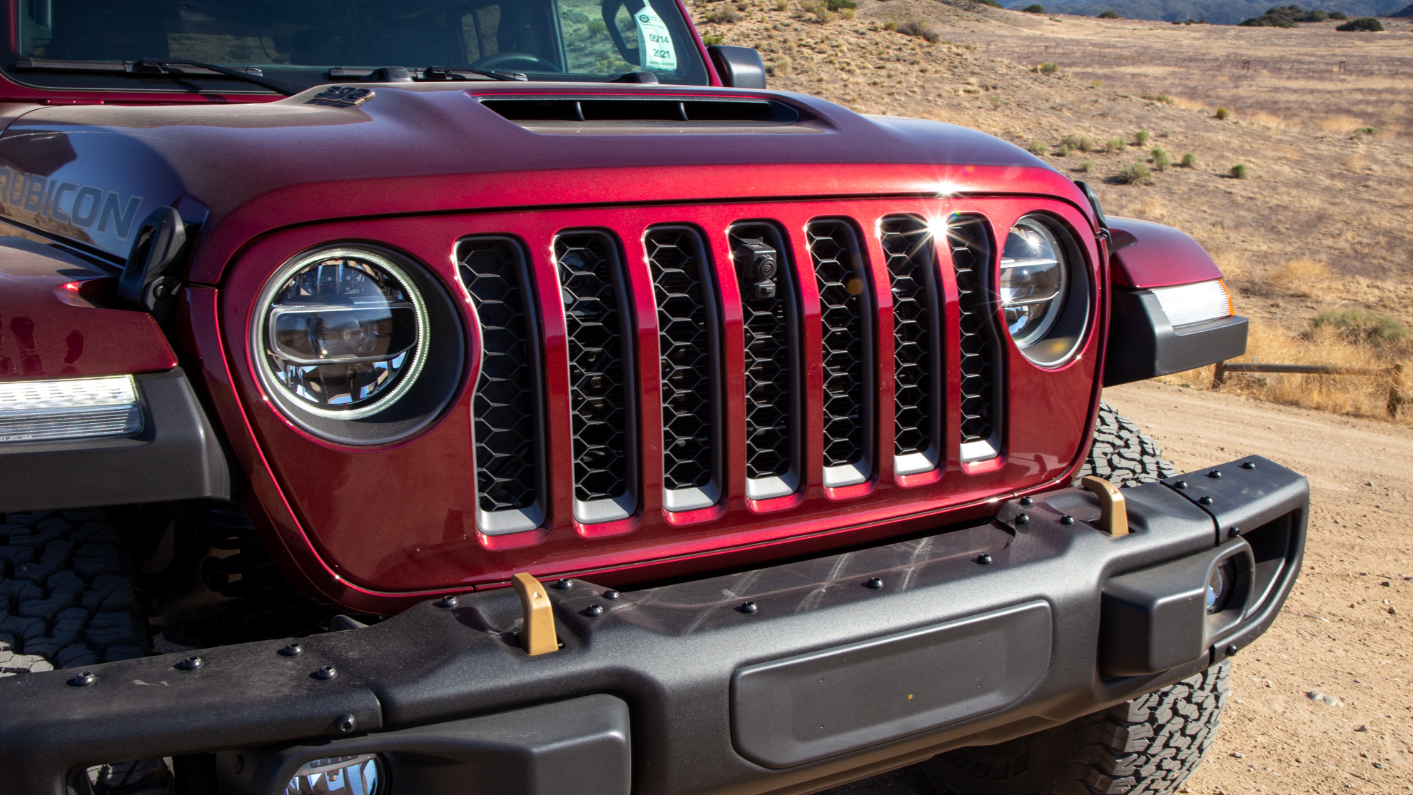 2021 Jeep Wrangler Rubicon 392 (Color: Snazzberry Metallic) Front Bumper Wallpapers (14)