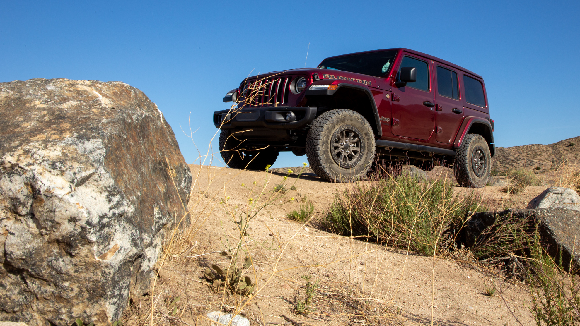 2021 Jeep Wrangler Rubicon 392 (Color: Snazzberry Metallic) Front Three-Quarter Wallpapers (8)