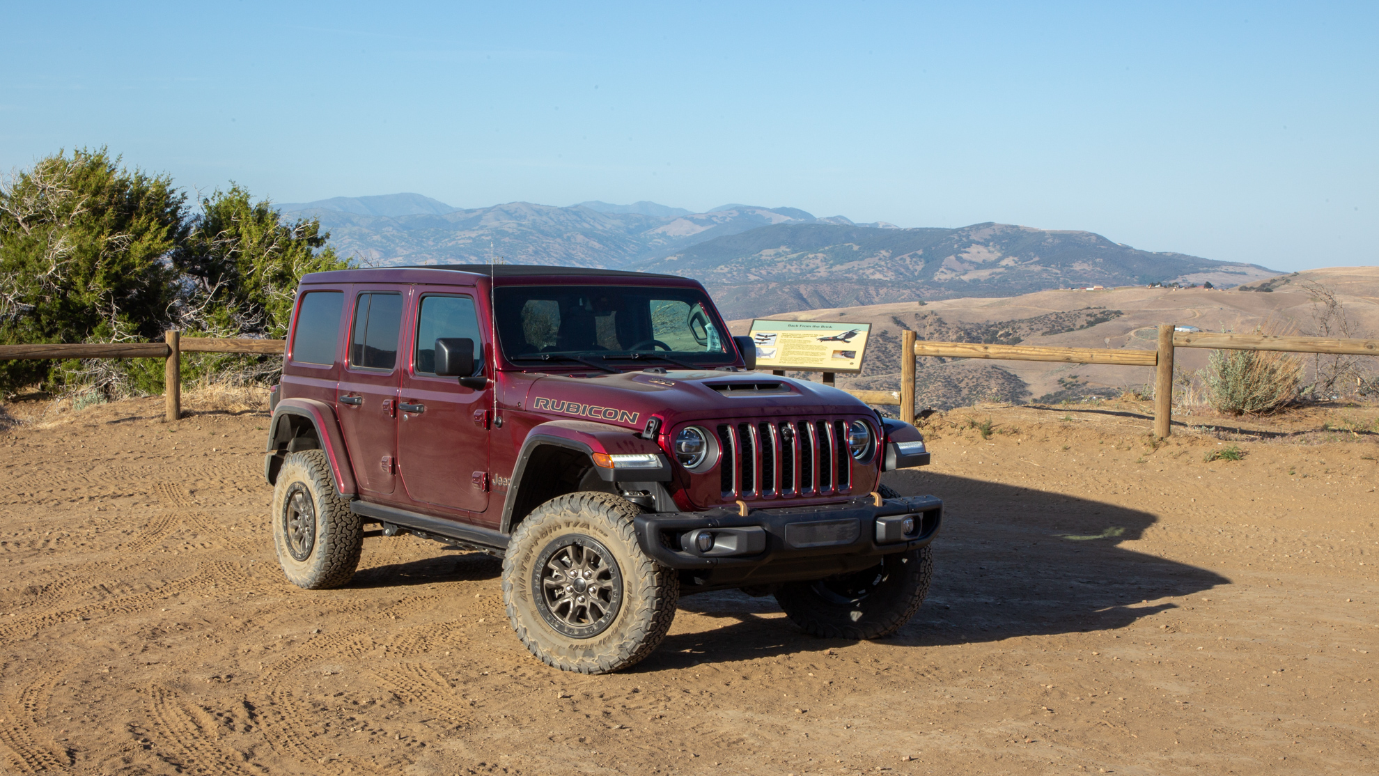 2021 Jeep Wrangler Rubicon 392 (Color: Snazzberry Metallic) Front Three-Quarter Wallpapers (9)