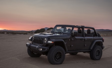 2021 Jeep Wrangler Rubicon 392 Front Three-Quarter Wallpapers 450x275 (88)
