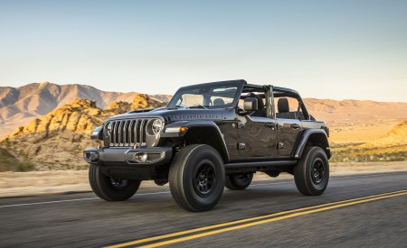 2021 Jeep Wrangler Rubicon 392 Front Three-Quarter Wallpapers 450x275 (66)