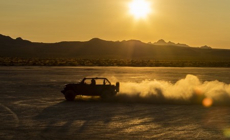 2021 Jeep Wrangler Rubicon 392 Side Wallpapers 450x275 (75)
