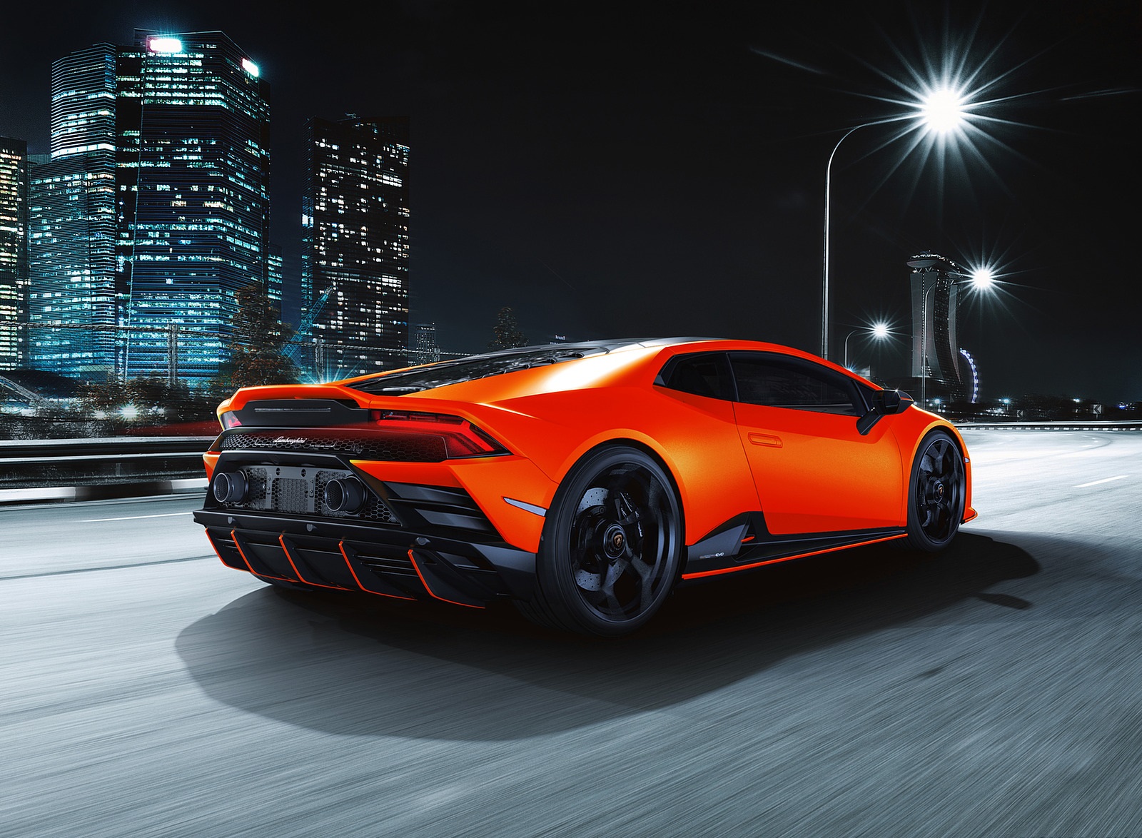 2021 Lamborghini Huracán EVO Fluo Capsule Red Rear Three-Quarter Wallpapers (15)