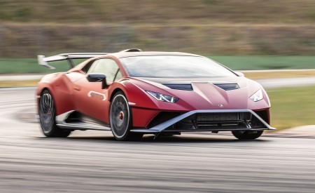 2021 Lamborghini Huracán STO Front Three-Quarter Wallpapers 450x275 (26)