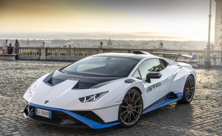2021 Lamborghini Huracán STO Front Three-Quarter Wallpapers 450x275 (68)