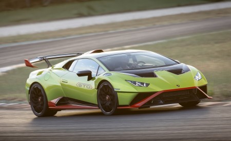 2021 Lamborghini Huracán STO Front Three-Quarter Wallpapers 450x275 (4)