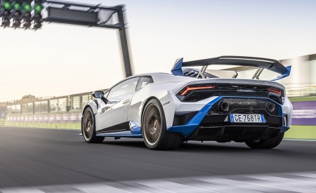 2021 Lamborghini Huracán STO Rear Three-Quarter Wallpapers 450x275 (55)