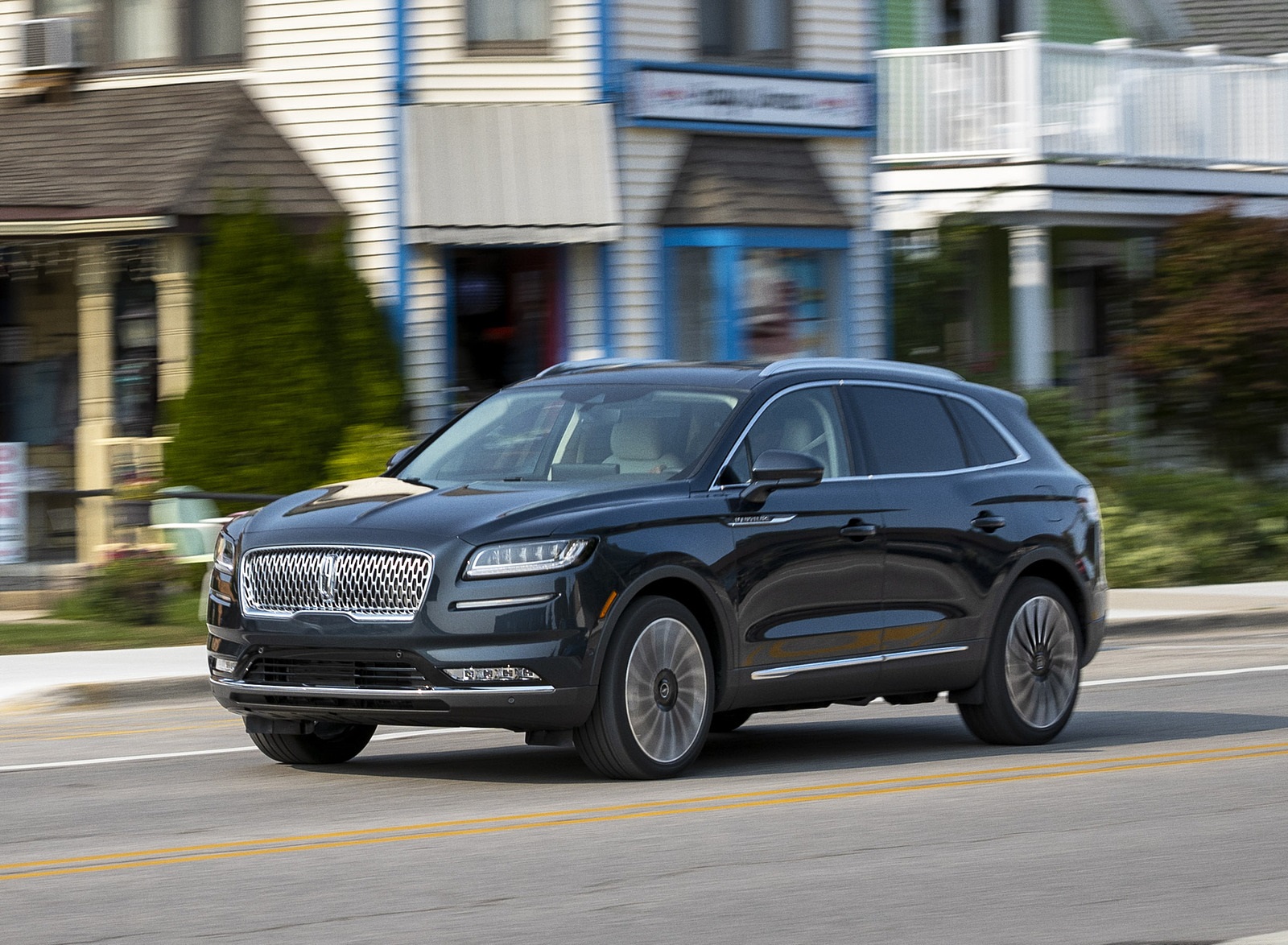 2021 Lincoln Nautilus (Color: Flight Blue) Front Three-Quarter Wallpapers (7)