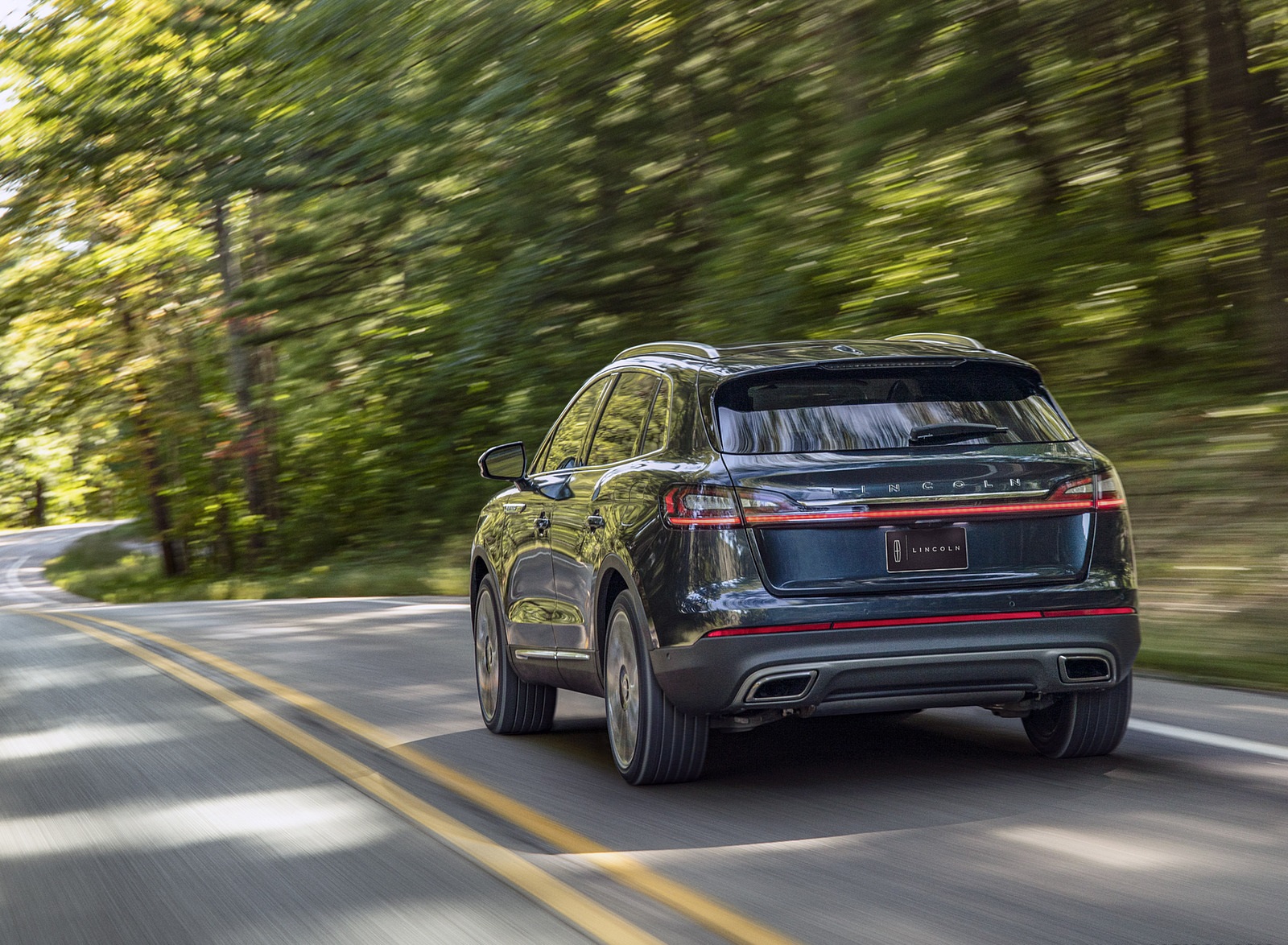 2021 Lincoln Nautilus (Color: Flight Blue) Rear Wallpapers (5)