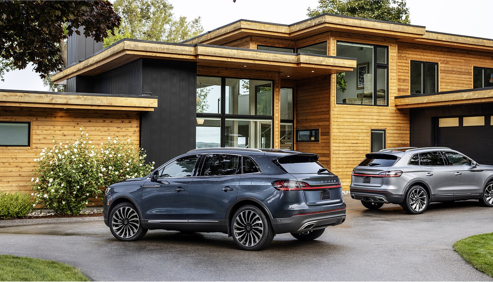 2021 Lincoln Nautilus (Color: Flight Blue) Wallpapers (14)