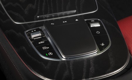 2021 Mercedes-Benz E 450 4MATIC Coupe (US-Spec) Central Console Wallpapers 450x275 (45)