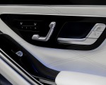 2021 Mercedes-Maybach S-Class (Color: Designo Crystal White Silver Grey Pearl) Interior Detail Wallpapers 150x120