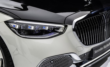 2021 Mercedes-Maybach S-Class (Color: Designo Diamond White Bright / Obsidian Black) Headlight Wallpapers  450x275 (82)