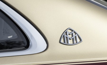 2021 Mercedes-Maybach S-Class (Color: Designo Rubellite Red / Kalahari Gold) Badge Wallpapers 450x275 (26)