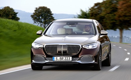 2021 Mercedes-Maybach S-Class (Color: Designo Rubellite Red / Kalahari Gold) Front Wallpapers 450x275 (2)