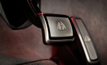 2021 Mercedes-Maybach S-Class Pedals Wallpapers 450x275 (130)
