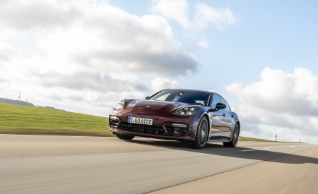 2021 Porsche Panamera 4 E-Hybrid (Color: Cherry Metallic) Front Wallpapers 450x275 (10)