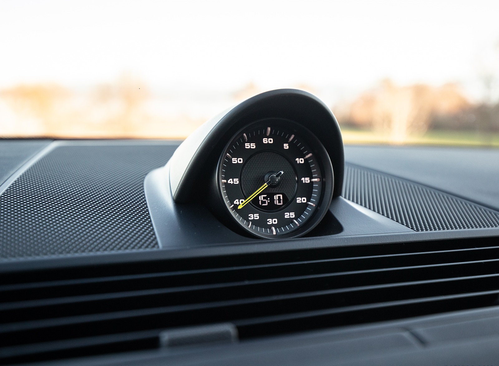 2021 Porsche Panamera 4 E-Hybrid Sport Turismo (Color: Papaya Metallic) Interior Detail Wallpapers  #45 of 49
