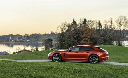 2021 Porsche Panamera 4 E-Hybrid Sport Turismo (Color: Papaya Metallic) Side Wallpapers 450x275 (25)