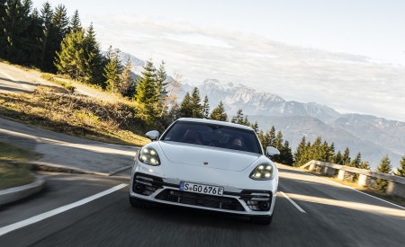 2021 Porsche Panamera Turbo S E-Hybrid (Color: Carrara White Metallic) Front Wallpapers 450x275 (23)