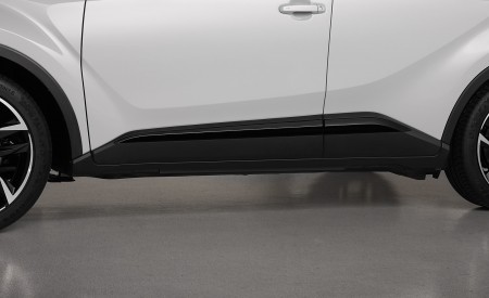 2021 Toyota C-HR GR SPORT Detail Wallpapers 450x275 (15)