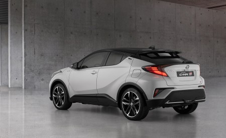 2021 Toyota C-HR GR SPORT Rear Three-Quarter Wallpapers 450x275 (5)