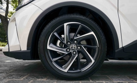 2021 Toyota C-HR Limited (Color: Blizzard White) Wheel Wallpapers 450x275 (26)