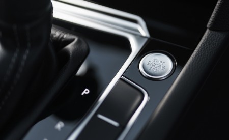 2021 Volkswagen Arteon Shooting Brake (UK-Spec) Central Console Wallpapers 450x275 (94)