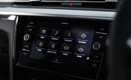 2021 Volkswagen Arteon Shooting Brake (UK-Spec) Central Console Wallpapers 450x275 (82)