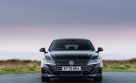 2021 Volkswagen Arteon Shooting Brake (UK-Spec) Front Wallpapers 450x275 (33)