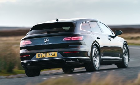 2021 Volkswagen Arteon Shooting Brake (UK-Spec) Rear Three-Quarter Wallpapers 450x275 (3)