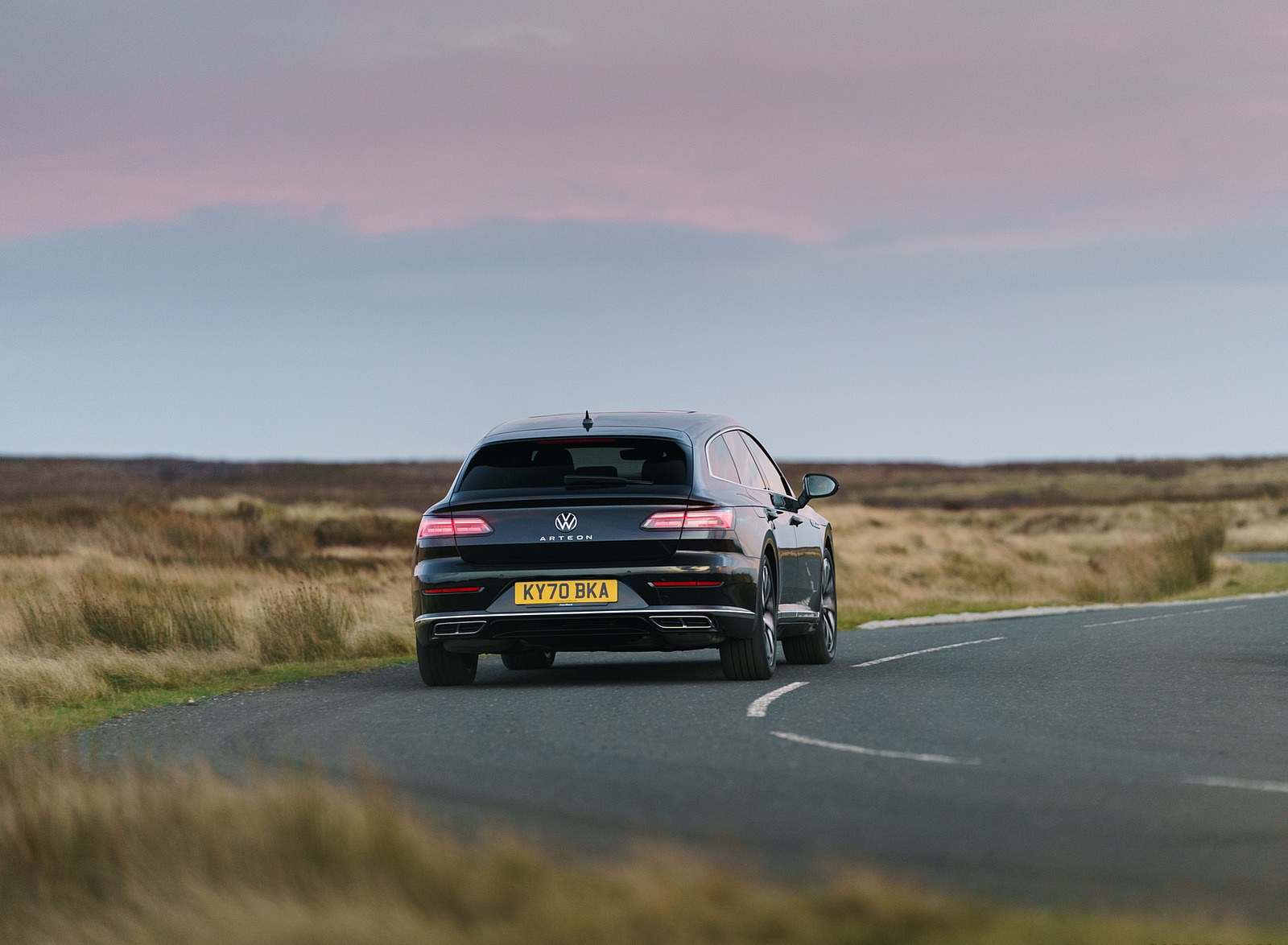 2021 Volkswagen Arteon Shooting Brake (UK-Spec) Rear Wallpapers (13)