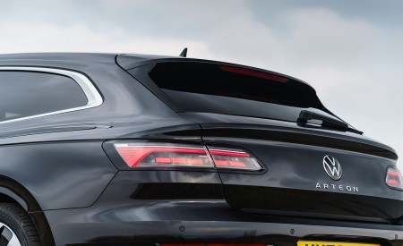 2021 Volkswagen Arteon Shooting Brake (UK-Spec) Tail Light Wallpapers 450x275 (52)